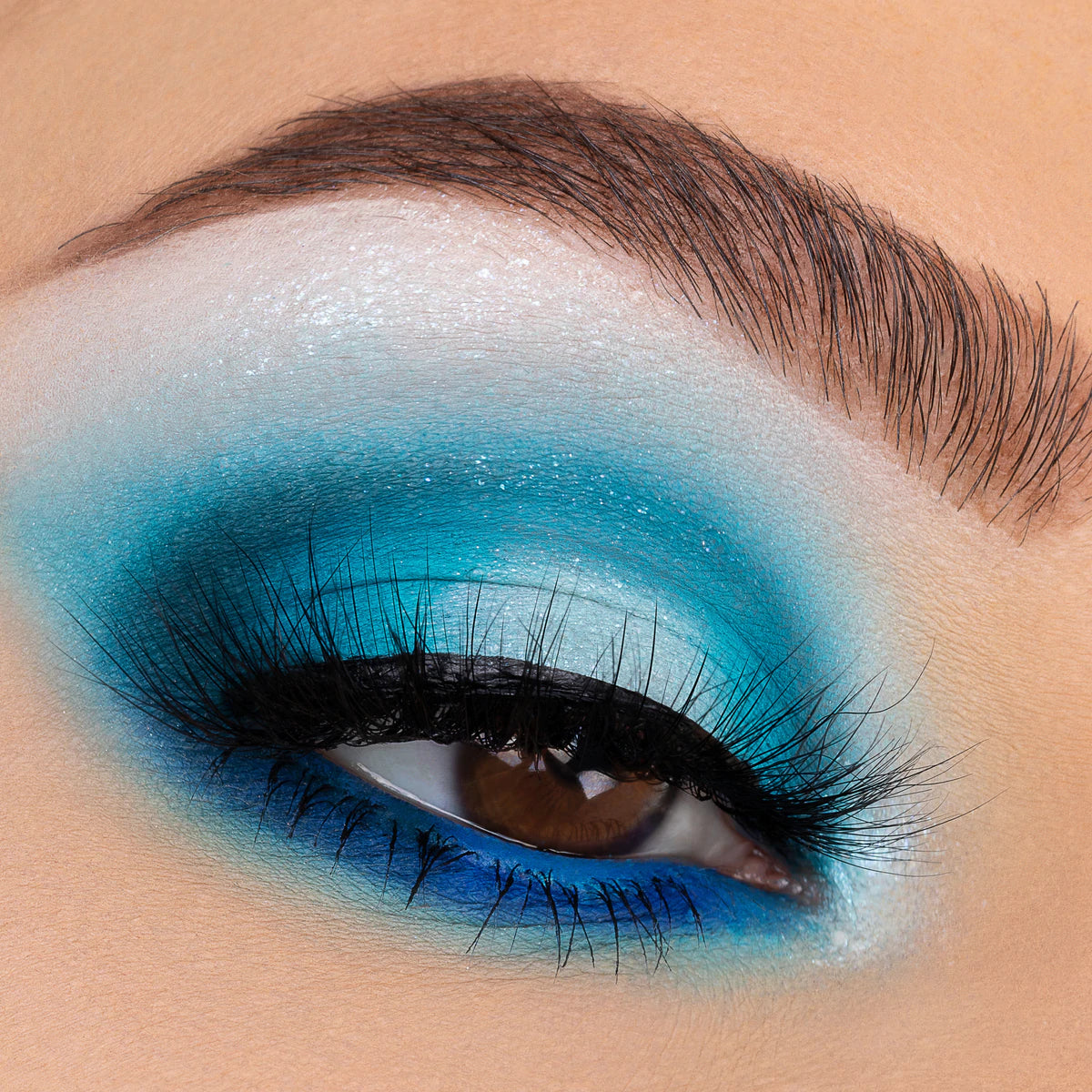 Ariel make up pallet by beauty creations